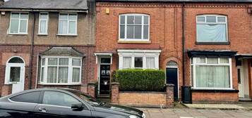 4 bedroom terraced house