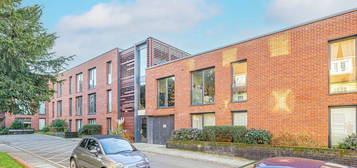 Flat for sale in Mountearl Gardens, London SW16