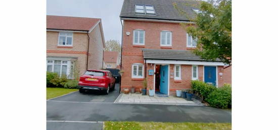 3 bedroom semi-detached house for sale