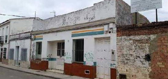 Casa o chalet en venta en calle Hermanas de la Cruz