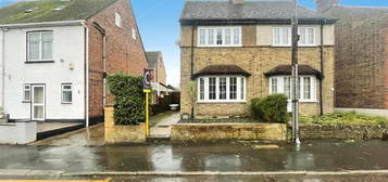 Property for sale in Rucklers Lane, Kings Langley WD4