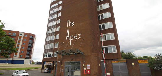 Flat to rent in Apex House, Oundle Road, Peterborough PE2