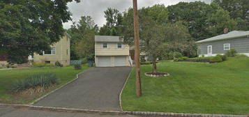 35 Old South Ave, Fanwood, NJ 07023