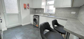 Terraced house to rent in St. Helens Avenue, Swansea SA1