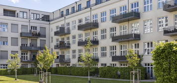 Reihenhausfeeling - Großzügige Familienwohnung mit Terrasse und Balkon