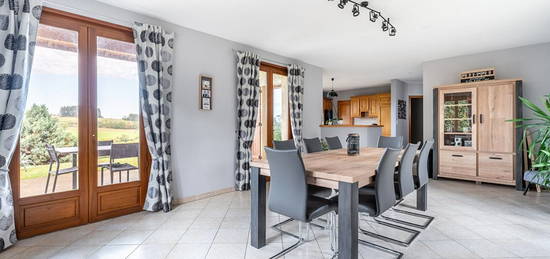 Maison  à vendre, 9 pièces, 4 chambres, 159 m²