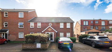 Flat for sale in Dovecote Gardens, London SW14