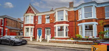 4 bedroom terraced house for sale