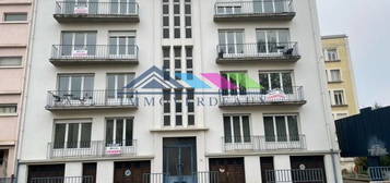 NANCY -  Appartement ENTIEREMENT RENOVE de TYPE F3 de 85 m2