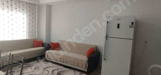 ERGUVAN CADDESİ ÜZERİNDE GENİŞ OTURUMLU 1+1 FUL EŞYALI DAİRE