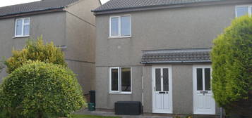 2 bed semi-detached house for sale