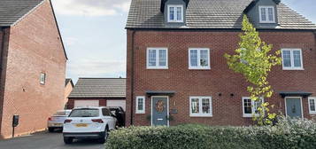 4 bedroom semi-detached house for sale