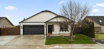 818 W 29th Pl, Kennewick, WA 99337