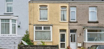 Terraced house for sale