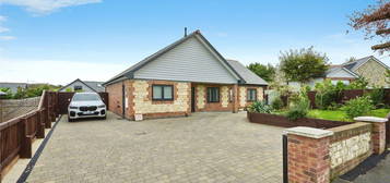 Bungalow for sale in Newnham Road, Ryde, Isle Of Wight PO33