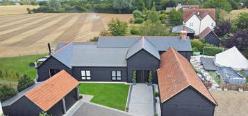 4 bed barn conversion for sale