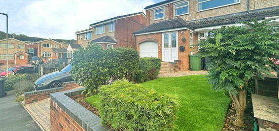 5 bedroom semi-detached house for sale