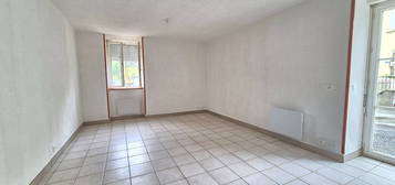 Appartement  à louer, 3 pièces, 2 chambres, 61 m²