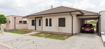 Wohlfühl-Bungalow -Perfekt für Ihre persönlichen Akzente