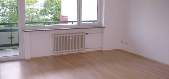 Von Privat: Ismaning, 2 Zimmer, 63m2, 2.OG, 2 Balkone