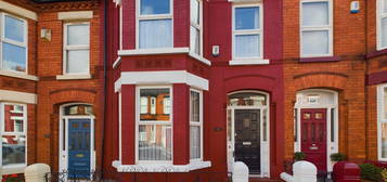 3 bed terraced house for sale