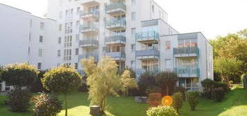 Möblierte Wohnung mit EBK, TG-Stellplatz, Balkon, Keller