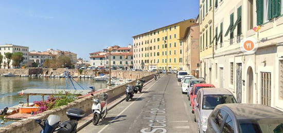 Trilocale Scali delle Cantine, Quartiere Venezia, Livorno