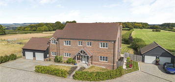 5 bed country house for sale