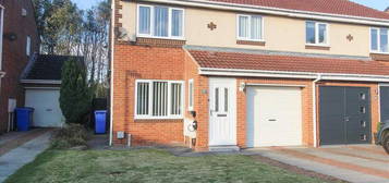 3 bedroom semi-detached house for sale