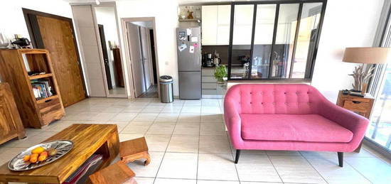 Appartement  à vendre, 3 pièces, 2 chambres, 67 m²