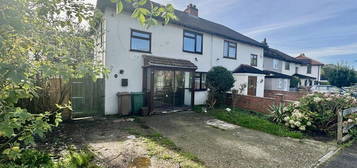 3 bed semi-detached house for sale