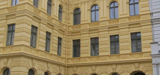 Hochwertige 4-Raum-Wohnung mit Balkon im Zentrum von Görlitz