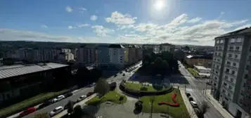 Piso en Ronda M&#xFA;sico Xos&#xE9; Casti&#xF1;eira, 14