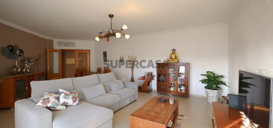 Encantador apartamento T3 em Quarteira