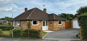 2 bedroom semi-detached bungalow for sale