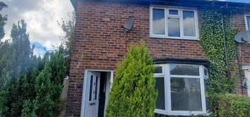 3 bedroom semi-detached house to rent