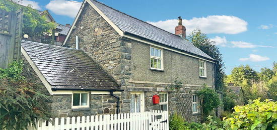 Cottage for sale in Bont Dolgadfan, Llanbrynmair, Powys SY19