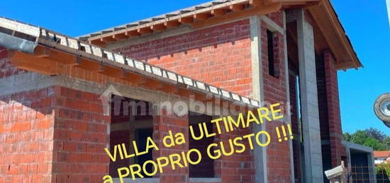 Villa unifamiliare, nuova, 253 m², Centro, Tradate