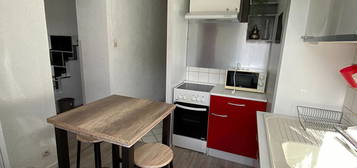 Appartement Saint-Etienne 2 pièce(s) 46 m²