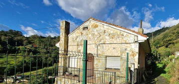 Chalet en calle Aldea Ribono en Santa Marina - Polígono, Mieres