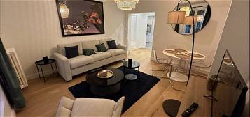 Appartement meublé  à louer, 3 pièces, 2 chambres, 55 m²