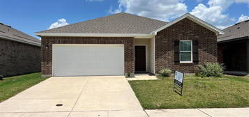 580 Crestridge Dr, Lavon, TX 75166