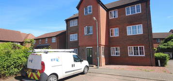 Flat to rent in Stanstrete Field, Great Notley, Braintree CM77