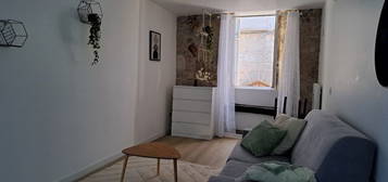 Studio meublé  à louer, 1 pièce, 33 m², Étage 0/–