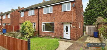 3 bedroom semi-detached house