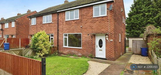 3 bedroom semi-detached house