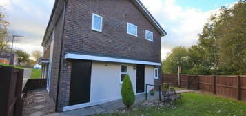 3 bedroom semi-detached house