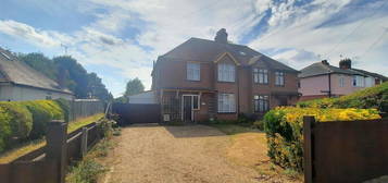 3 bed semi-detached house for sale