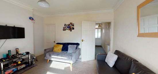 4 bedroom terraced house