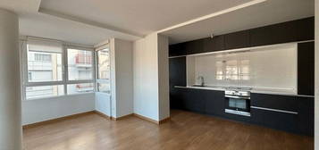 Appartement  à louer, 3 pièces, 2 chambres, 63 m²